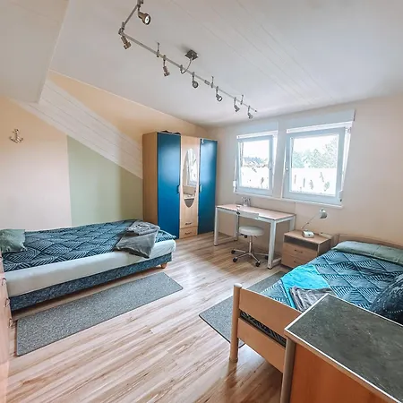 Schoene Mit Grossem Garten Apartament Pyrbaum