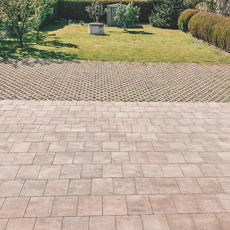 شقة Schoene Mit Grossem Garten Pyrbaum